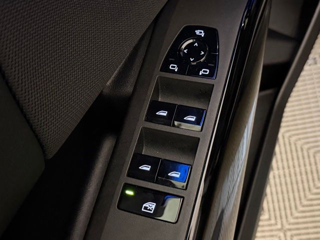 2025 BMW X3 M50 - Photo 22