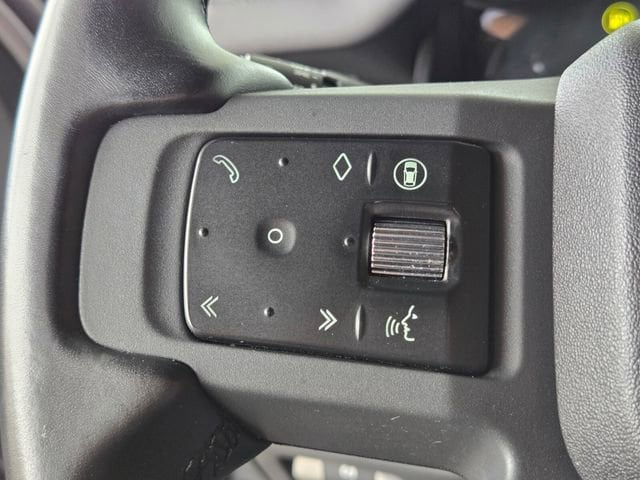 2024 Land Rover Defender X-Dynamic SE - Photo 36