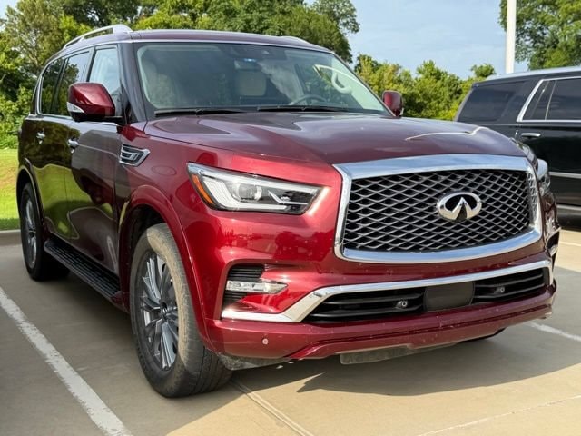 2023 INFINITI QX80 Luxe's photo