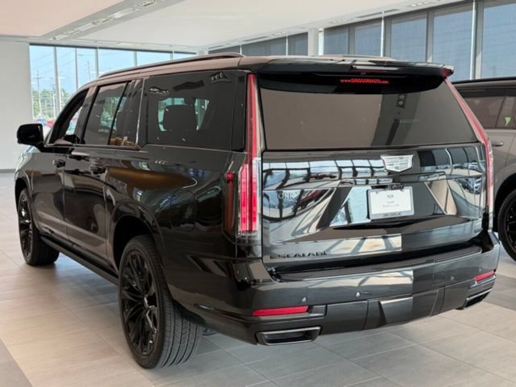 New 2026 CADILLAC Escalade ESV Platinum Sport SUV