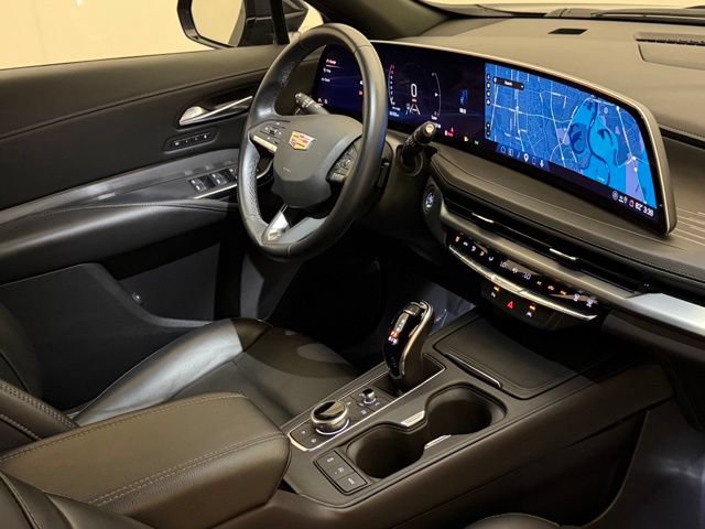 2025 Cadillac XT4 Premium Luxury - Photo 24