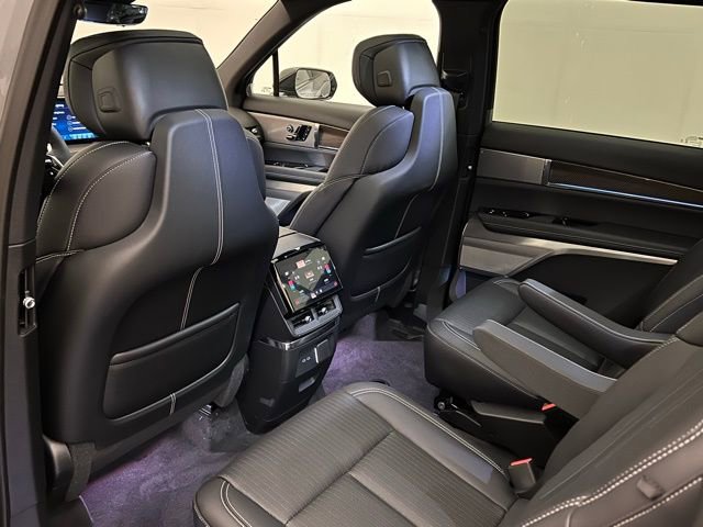 2026 Cadillac VISTIQ Luxury - Photo 17