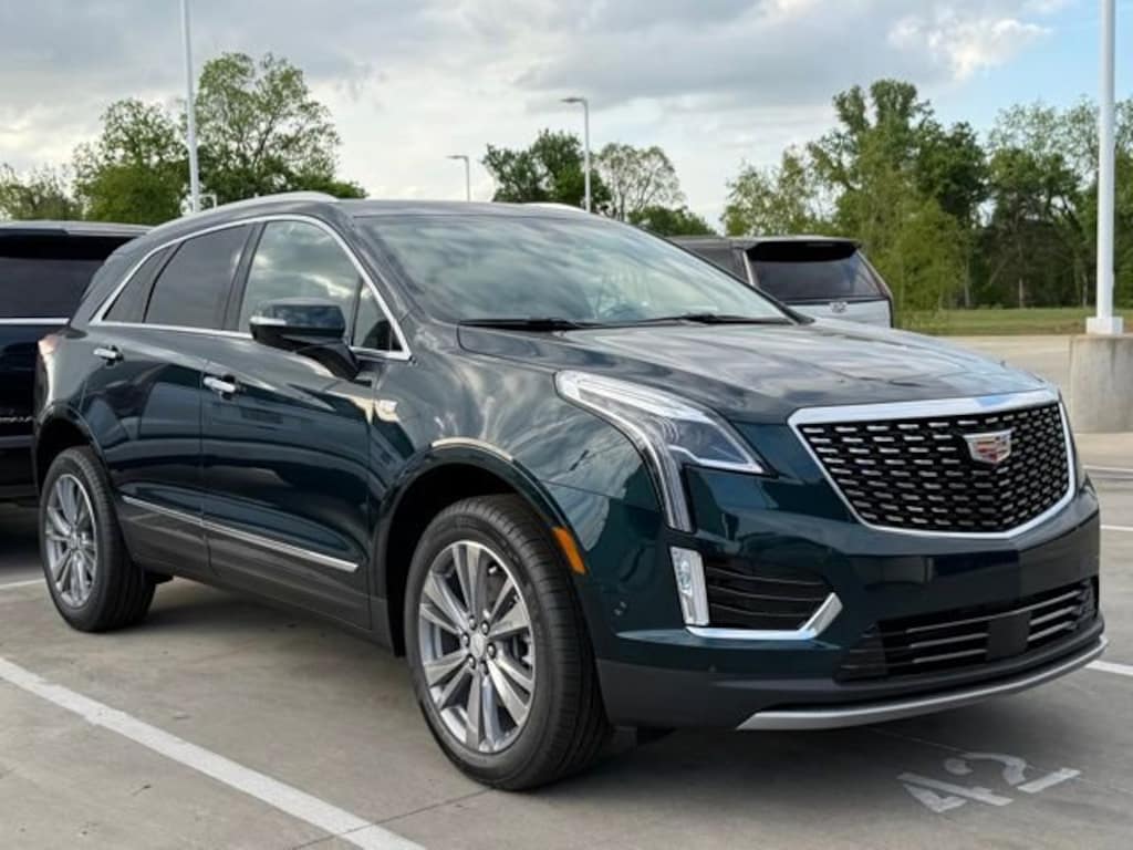 New 2026 CADILLAC XT5 Premium Luxury SUV