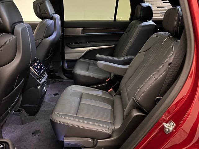 2026 Cadillac VISTIQ Sport - Photo 16