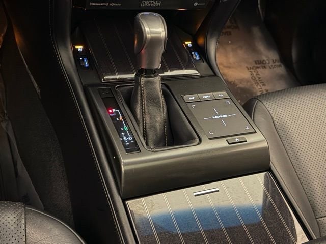 2023 Lexus GX LUXURY - Photo 38