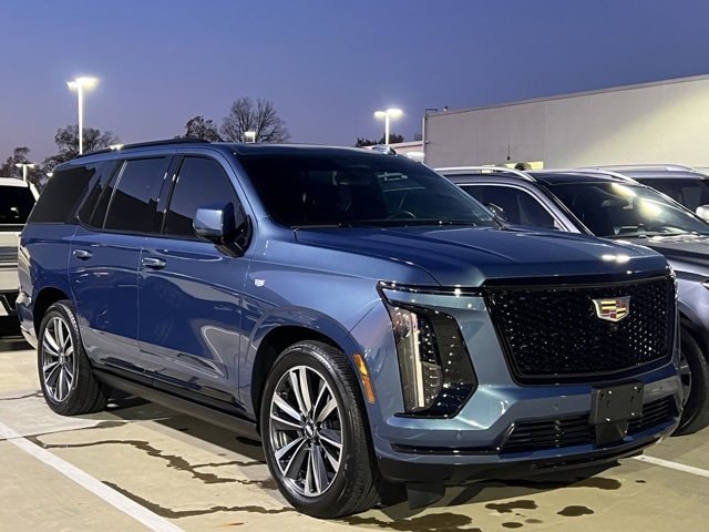 2025 Cadillac Escalade Sport's photo