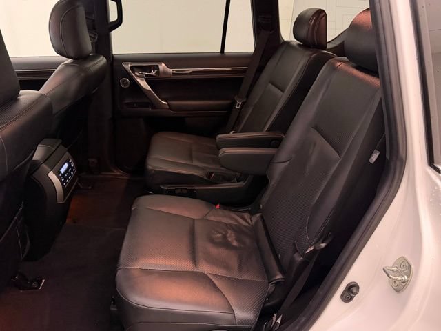 2023 Lexus GX LUXURY - Photo 24