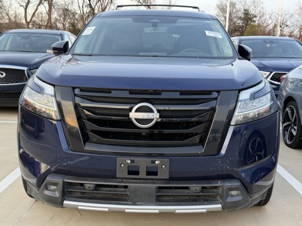 Used 2024 Nissan Pathfinder Platinum