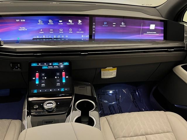 2026 Cadillac Escalade IQ Sport - Photo 30