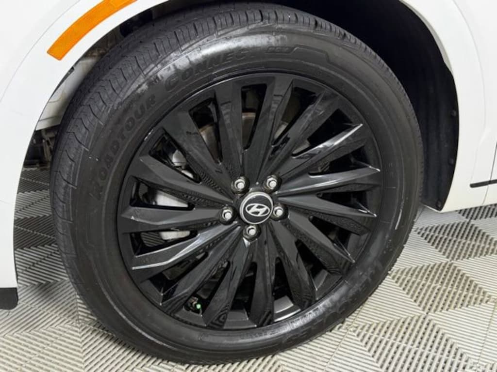 Used 2024 Hyundai Palisade Calligraphy Night Edition