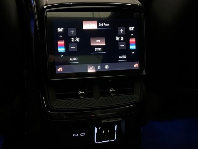 2026 Cadillac VISTIQ Luxury - Photo 18