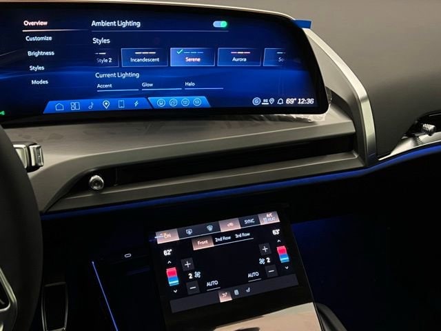 2026 Cadillac VISTIQ Sport - Photo 12