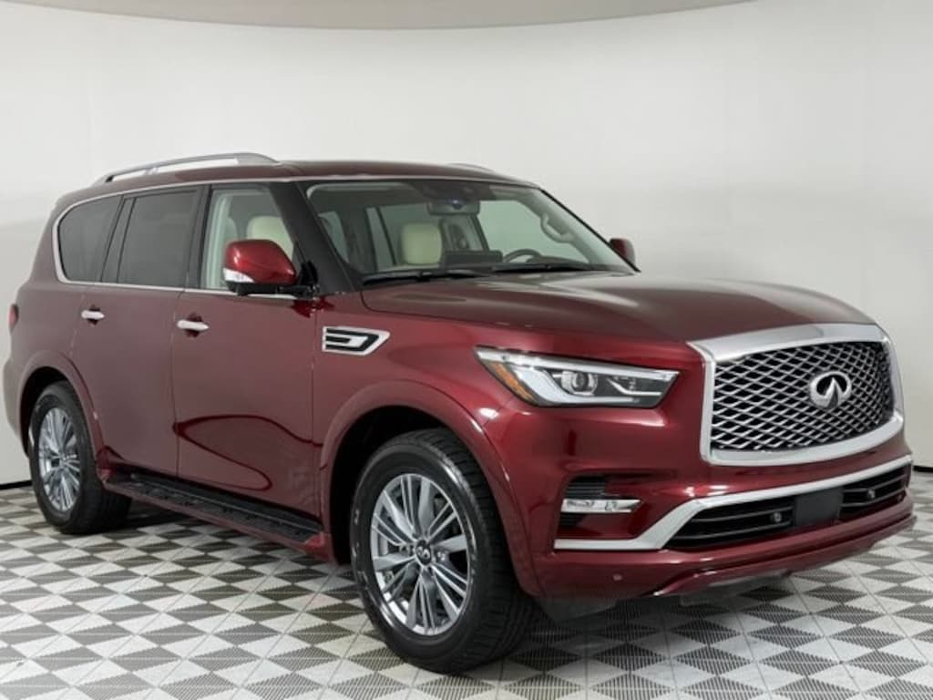 Used 2023 INFINITI QX80 Luxe