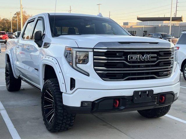 2022 GMC Sierra 1500 AT4's photo