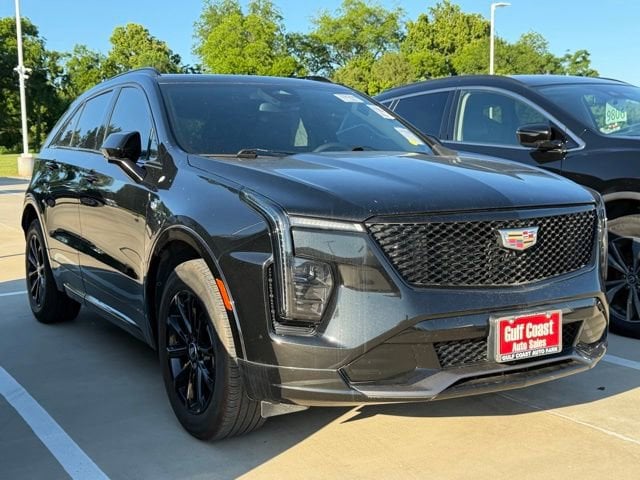 2024 Cadillac XT4 Sport's photo