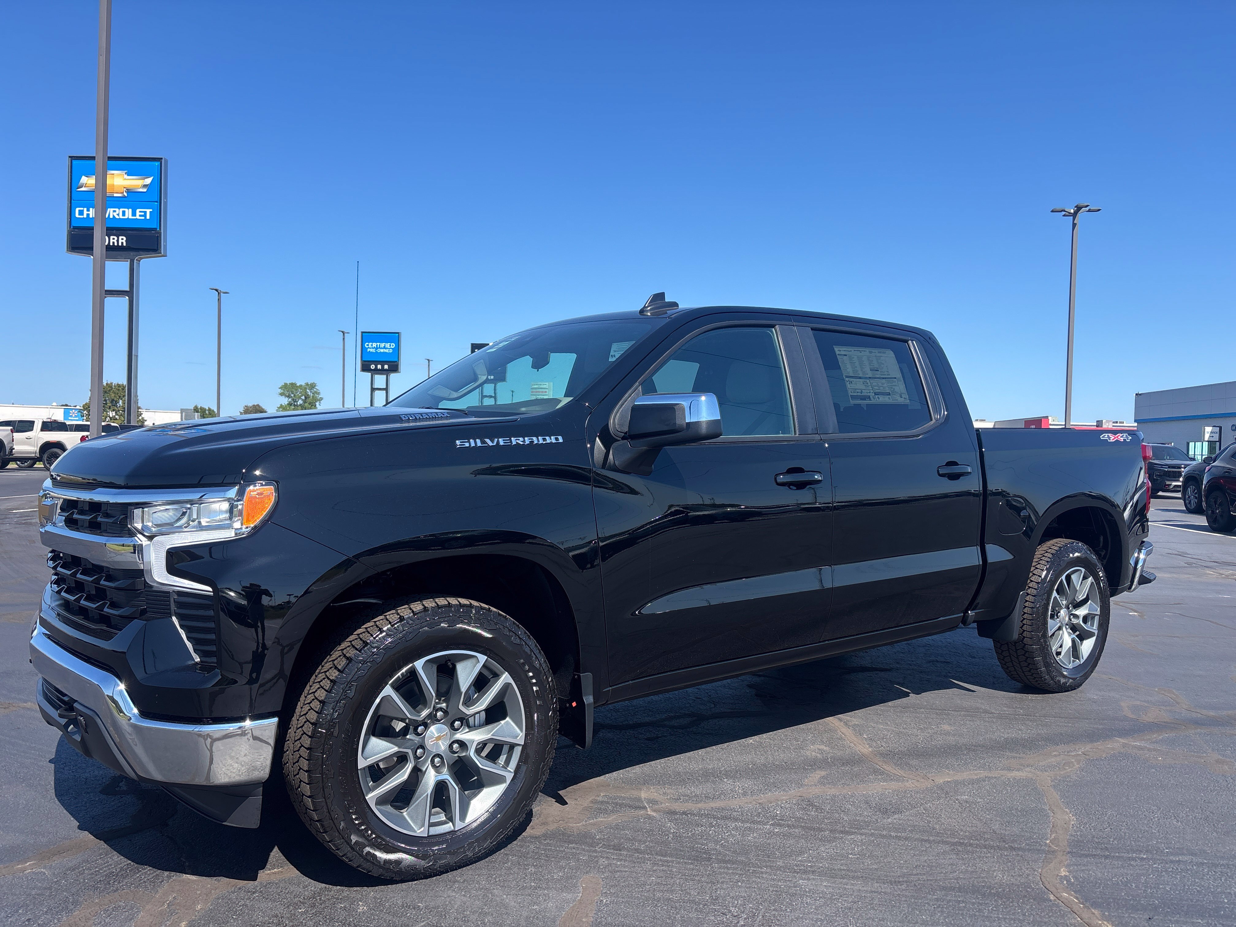 2026 Chevrolet Silverado 1500 LT w/1LT Truck Crew Cab