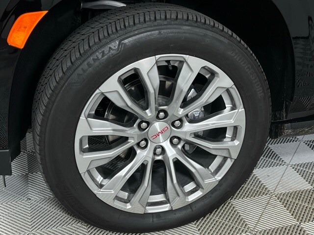 2024 Gmc Yukon Denali photo 4