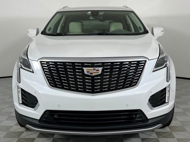 2024 Cadillac XT5 Premium Luxury photo 2