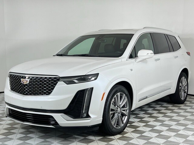2023 Cadillac XT6 Premium Luxury photo 3