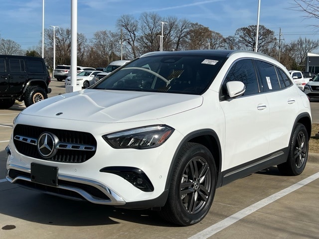 2025 Mercedes Benz GLA 250 photo 3