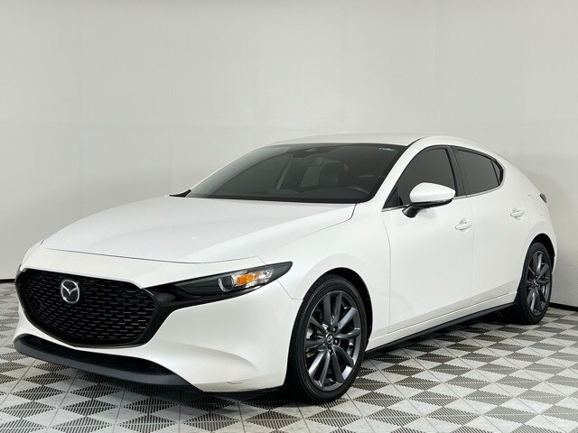 2019 Mazda Mazda3 Preferred Hatchback photo 3