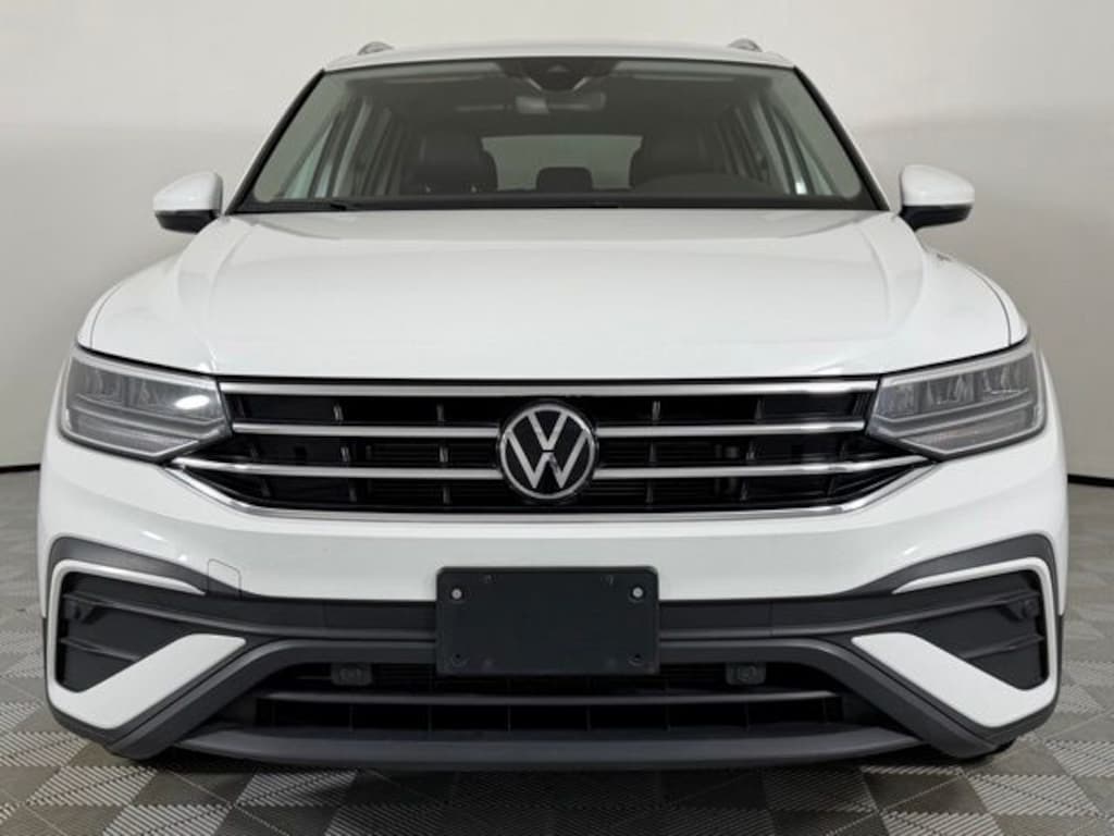 Used 2024 Volkswagen Tiguan 2.0T SE SUV