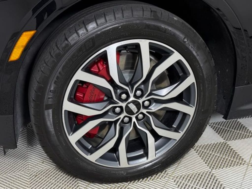 Certified 2023 CADILLAC XT5 Sport SUV