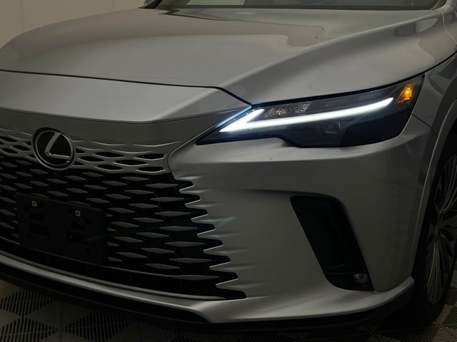 2023 Lexus RX 350 Luxury photo 3