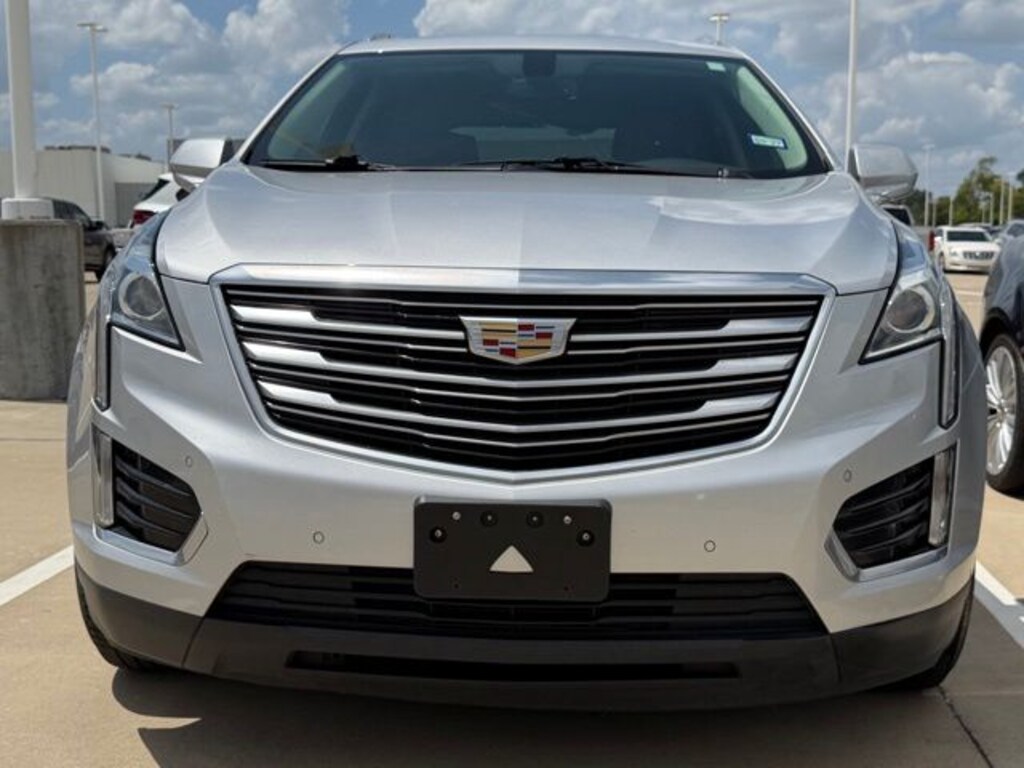 Used 2017 CADILLAC XT5 Luxury SUV