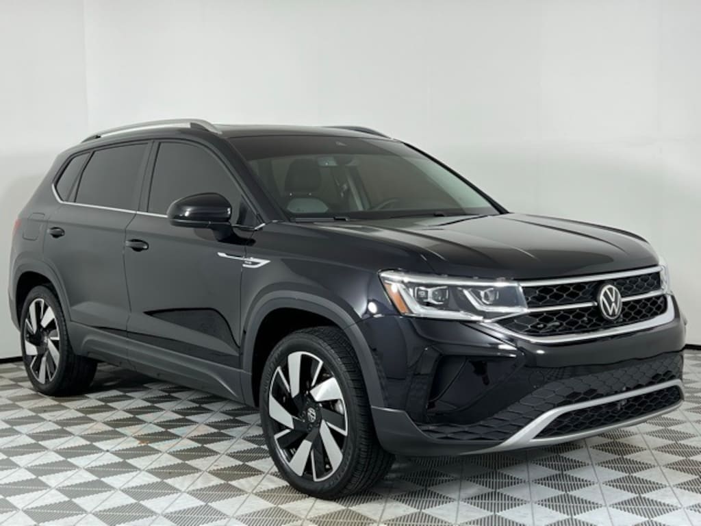 Used 2024 Volkswagen Taos 1.5T SEL SUV