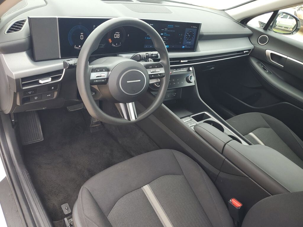 Used 2025 Hyundai Sonata SEL Sedan