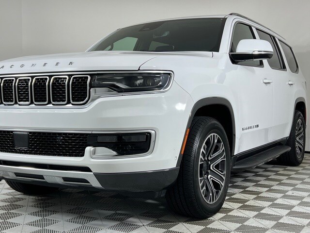 2022 Jeep Wagoneer Series III photo 3