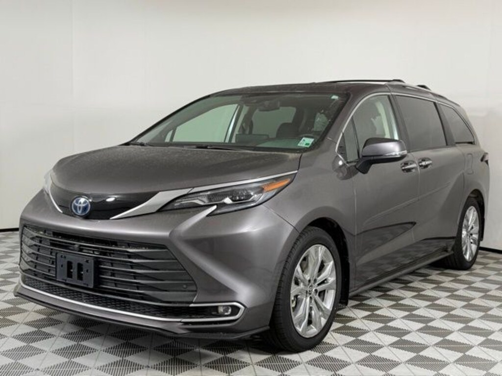 Used 2024 Toyota Sienna Platinum 7 Passenger Van Passenger Van
