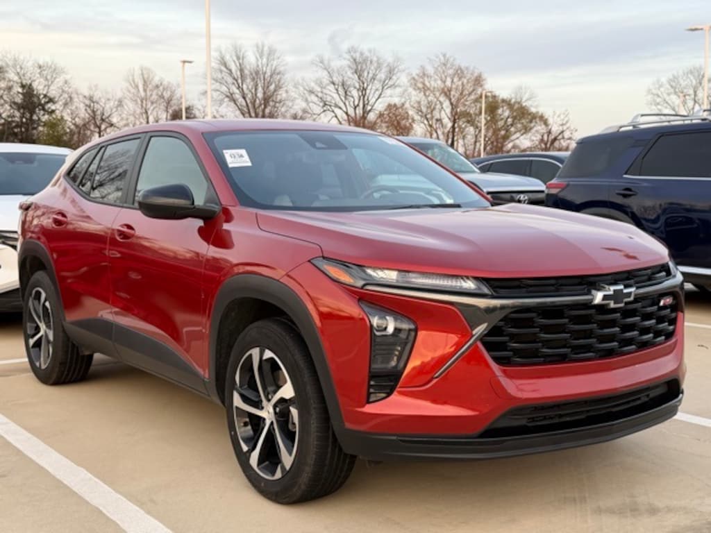 Used 2024 Chevrolet Trax 1RS SUV