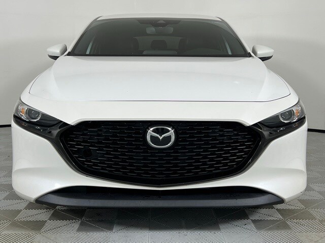 2019 Mazda Mazda3 Preferred Hatchback photo 2