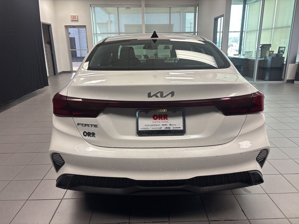Used 2023 Kia Forte LXS Sedan