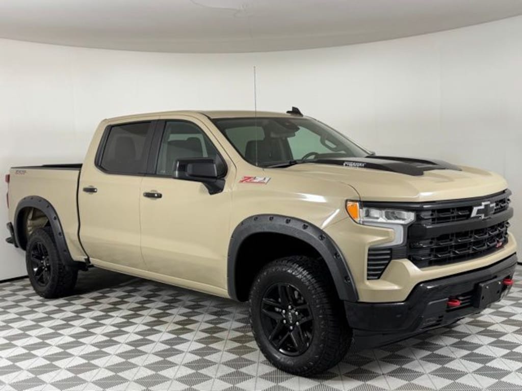 Used 2023 Chevrolet Silverado 1500 LT Trail Boss Truck Crew Cab