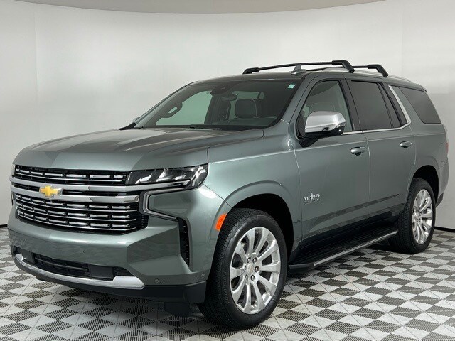 2023 Chevrolet Tahoe Premier photo 2