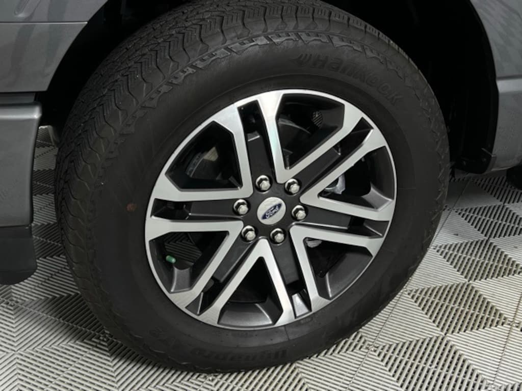 Used 2023 Ford F-150  Truck SuperCrew Cab