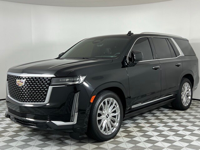 2023 Cadillac Escalade Premium Luxury photo 3