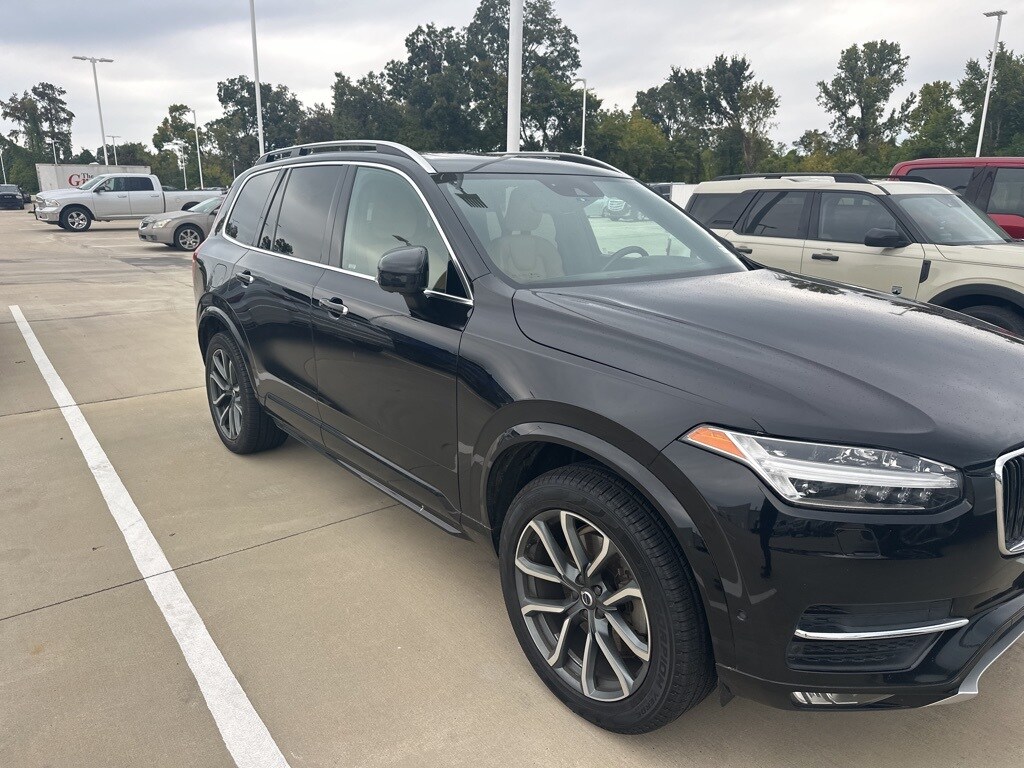 Used 2018 Volvo XC90 T6 AWD Momentum (7 Passenger) SUV