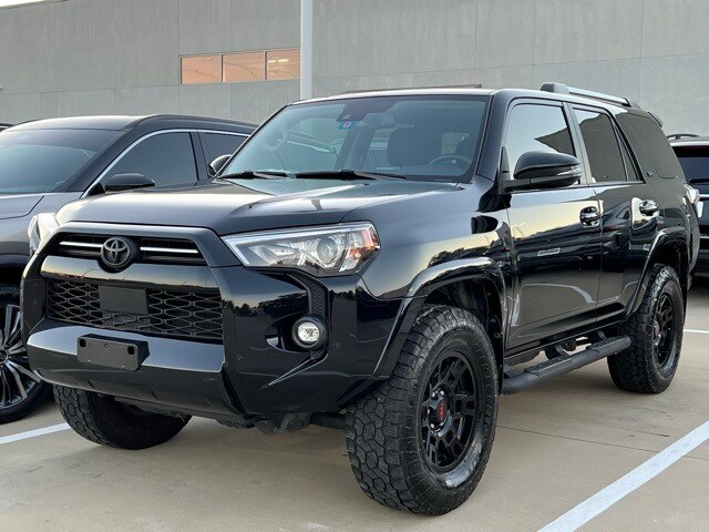 2022 Toyota 4Runner SR5 Premium photo 2