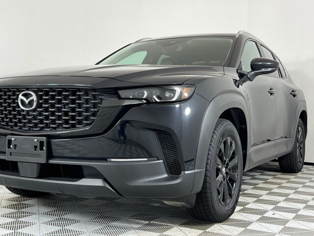 2023 Mazda CX-50 2.5 Preferred Plus photo 2