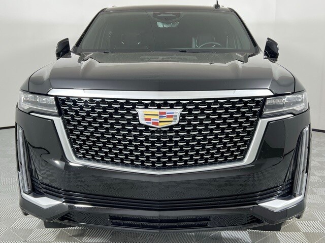 2023 Cadillac Escalade Premium Luxury photo 2