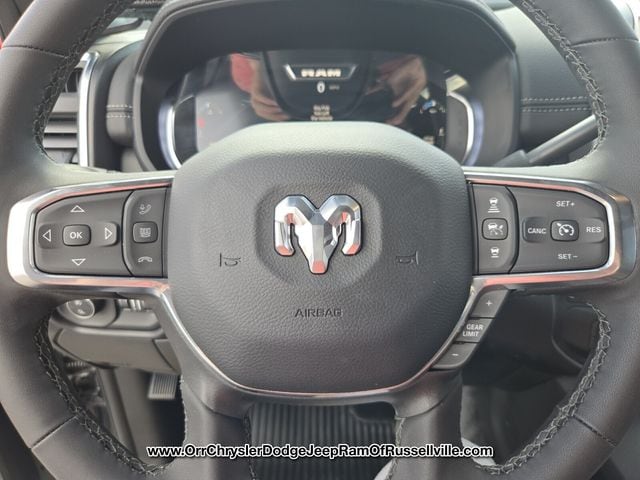 2025 RAM 3500 Chassis Big Horn - Photo 20