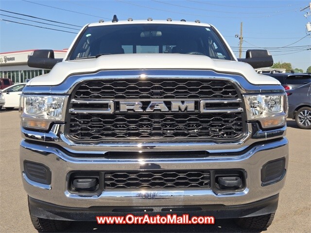 2022 Ram 2500 Tradesman photo 2