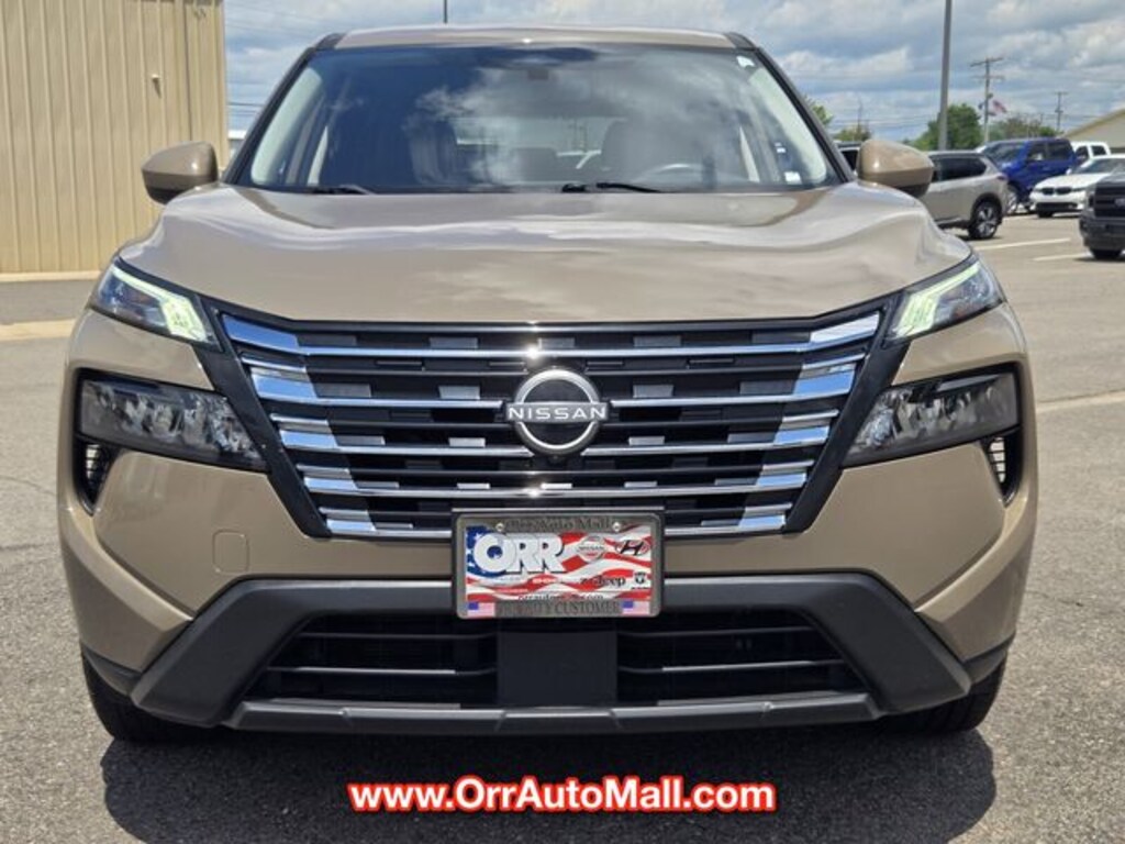 Used 2024 Nissan Rogue SV SUV