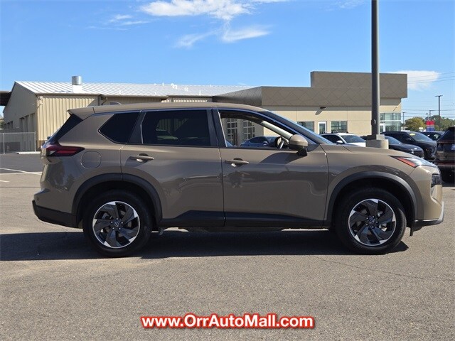 2024 Nissan Rogue AWD SV photo 4