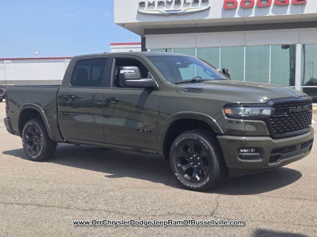 New 2026 Ram 1500 BIG HORN CREW CAB 4X4 5'7 BOX Pickup