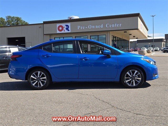2024 Nissan Versa 1.6 SV photo 4